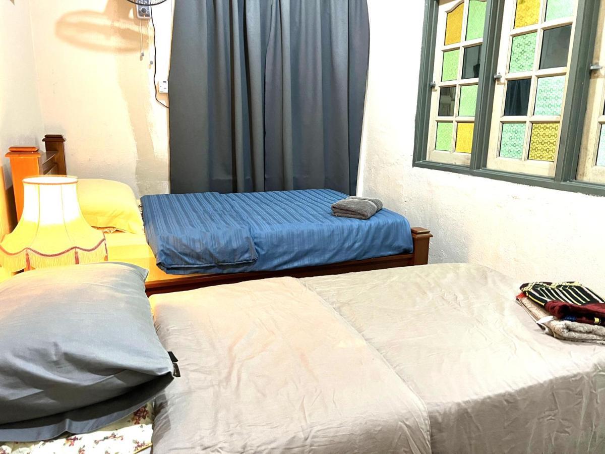 Oyo Home 90495 Homestay Kampung Kota Aur Сунгай Петані Екстер'єр фото